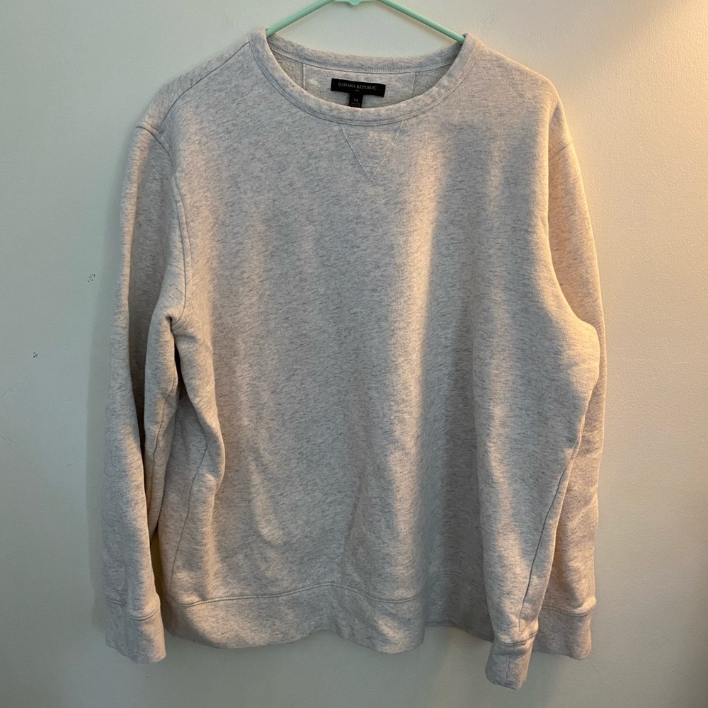 Banana Republic. Sweater, White, Size XL, Used Like New.